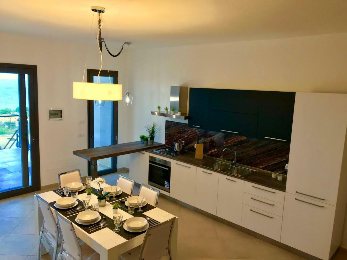 Red Luxury In Borgo Guardiola Near Cefalu Mandra Capreria Exterior foto