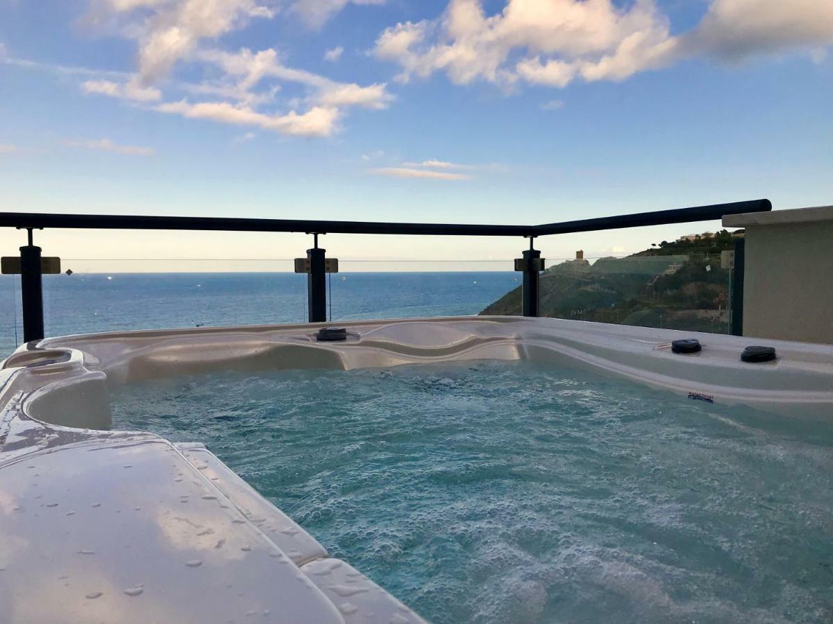 Red Luxury In Borgo Guardiola Near Cefalu Mandra Capreria Exterior foto